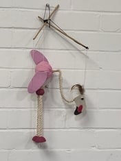 61 X STONE THE CROWS SM.FLAMINGO MOBILE-NAT.GARDEN - HEIGHT 45CM - TOTAL RRP £427