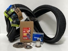 APPROX 4 X ASSORTED BIKE ITEMS TO INCLUDE SCHWALBE E-BIKE TIRES PROTECTION LEVEL 7