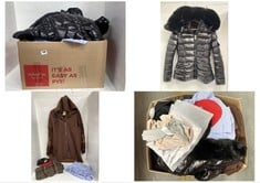 APPROX 20 ASSORTED ADULT CLOTHING TO INCLUDE WULUX PUFFER JACKET SHINY BLACK WITH FAUX FUR TRIM HOOD SIZE SM