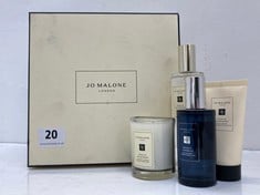 JO MALONE 4 PIECE LUXURIOUS GIFT SET IN PEONY AND BLUSH SUEDE SCENT AND MOONLIT CAMOMILE SCENT