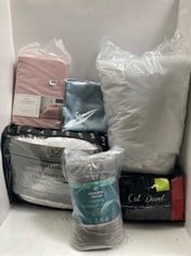 APPROX 9 X ASSORTED BEDDING TO INCLUDE VICEROY BEDDING DOUBLE WASHED LINEN STYLE DUVET SET PINK