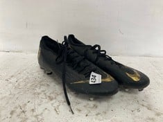 NIKE MERCURIAL FLYKNIT FOOTY BOOTS BLACK/GOLD SIZE 6