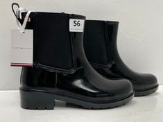 TOMMY HILFIGER RUBBER ANKLE WELLINGTON BOOTS BLACK PATENT SIZE 5 RRP- £90