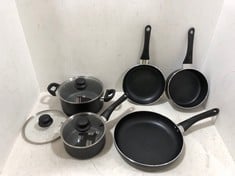 8 PIECE NON-STICK COOKWARE SET