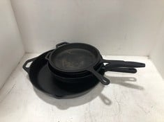 TOWER SMART START WOK TO INCLUDE LARGE CAST IRON SKILLET