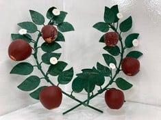 5 X STONE THE CROWS WALL WREATH - APPLE ORCHARD - HEIGHT 30CM - TOTAL RRP £240