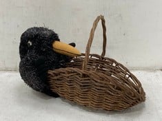 12 X STONE THE CROWS SET 2 BOAT BASKETS-CRAFTY CROW - LENGTH 40CM - TOTAL RRP £396