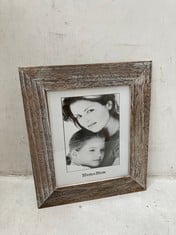 12 X STONE THE CROWS PHOTO FRAME 8 X 10 - WOOD RELIEF - HGT 34CM - TOTAL RRP £156