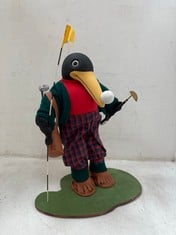 2 X STONE THE CROWS ERNIE - GOLFER- HEIGHT 44CM - TOTAL RRP £120