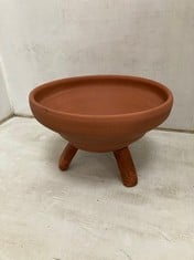 4 X STONE THE CROWS LARGE FOOTED BOWL - ORANGE - TOTAL RRP £64