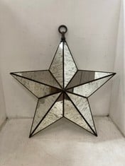 1 X STONE THE CROWS LARGE GLASS STAR LIGHTS (BROKEN GLASS) - HEIGHT 70CMS - TOTAL RRP £175