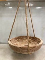 7 X STONE THE CROWS LARGE ROUND HANGING PLANTER - DIA 34CMS - TOTAL RRP £315