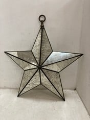 1 X STONE THE CROWS LARGE GLASS STAR LIGHTS (BROKEN GLASS) - HEIGHT 70CMS - TOTAL RRP £175