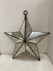 1 X STONE THE CROWS LARGE GLASS STAR LIGHTS (BROKEN GLASS) - HEIGHT 70CMS - TOTAL RRP £175