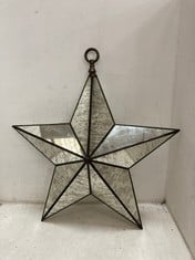 1 X STONE THE CROWS LARGE GLASS STAR LIGHTS (BROKEN GLASS) - HEIGHT 70CMS - TOTAL RRP £175