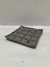 48 X STONE THE CROWS SQUARE DISH - SQUARES-SQ 14CM - TOTAL RRP £336