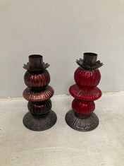 60 X STONE THE CROWS THREE SECTION CANDLESTICK - RED -HEIGHT 15CM - TOTAL RRP £600