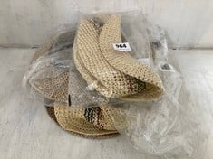 4 X ASSORTED JOHN LEWIS ACCESSORIES TO INCLUDE JOHN LEWIS BEIGE/BROWN HAT SIZE S/M