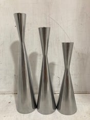 39 X STONE THE CROWS SET OF THREE CANDLE HOLDERS - HGT 19/23/27CM - TOTAL RRP £780