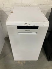 HISENSE FREESTANDING SLIMLINE DISHWASHER IN WHITE - MODEL NO. HS523E15WUK - RRP £269 (ZONE 3)