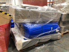 PALLET OF ASSORTED BED BASES / MATTRESSES TO INCLUDE ROLLED DOUBLE (135 X 190CM) SPRING MATTRESS IN WHITE (ZONE 7)