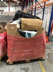 PALLET OF ASSORTED ITEMS TO INCLUDE PANDA MEMORY FOAM BAMBOO MATTRESS TOPPER - KING SIZE (ZONE 7)