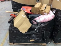 PALLET OF ASSORTED ITEMS TO INCLUDE OSPREY 42 STRIPE BODY BOARD IN RED (ZONE 8)