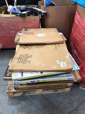 PALLET OF ASSORTED SAFETY GATES TO INCLUDE LINDAM SURE SHUT SAFETY GATE (ZONE 8)