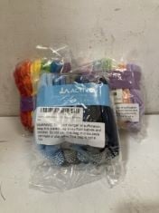 BOX OF X50 ASSORTED CHILDRENS SOCKS .