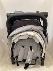 JOIE MYTRAX FLEX PUSHCHAIR IN COLOUR GRAY FLANNEL