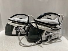 2 X RUSSELL HOBBS STEAM POWER STEAM IRON