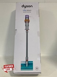 DYSON V15S DETECT SUBMARINE VACUUM - RRP £799: LOCATION - FRONT BOOTH