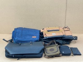 QTY OF ASSORTED BACKPACKS TO INCLUDE ECOHUB SMALL BACKPACK IN BLUE: LOCATION - H12