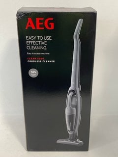 AEG CLEAN 5000 BATTERY OPERATED CORDLESS VACUUM CLEANER - RRP £180: LOCATION - FRONT BOOTH