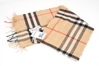 BURBERRY CHECK CASHMERE SCARF ONE SIZE IN ARCHIVE BEIGE - RRP £420: LOCATION - FRONT BOOTH