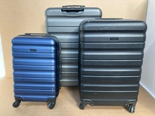 3 X JOHN LEWIS & PARTNERS SUITCASES IN GREY AND BLUE: LOCATION - J3