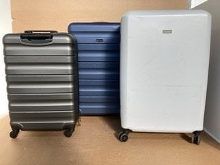 3 X JOHN LEWIS & PARTNERS SUITCASES IN SIZES L & M: LOCATION - J3