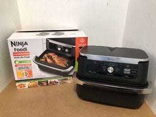 NINJA FOODI FLEXDRAWER 10.4 LITRE AIR FRYER - MODEL: AF500UK: LOCATION - J12