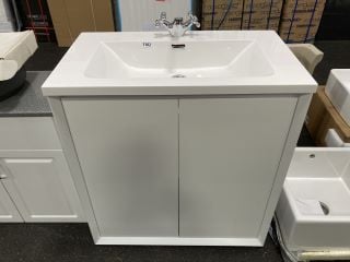 (COLLECTION ONLY) FLOOR STANDING 2 DOOR SINK UNIT IN WHITE WITH A 800 X 460MM 1TH POLYMARBLE BASIN COMPLETE WITH A TRADITIONAL CROSSHEAD MONO BASIN MIXER TAP & CHROME SPRUNG WASTE - RRP £790: LOCATIO