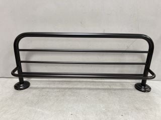 600MM WALL MOUNTED TOWEL SHELF IN BLACK - RRP £75: LOCATION - RACKING 3