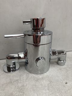 TRADITIONAL EXPOSED SHOWER VALVE IN CHROME - RRP £405: LOCATION - RACKING 3