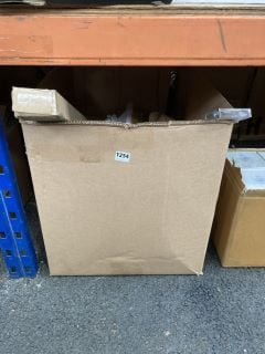 QTY OF ASSORTED PLUMBING FITTINGS & ACCESSORIES - RRP £300: LOCATION - RACKING 3