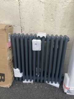 TRADITIONAL HORIZONTAL 3 COLUMN CAST IRON STYLE RADIATOR IN ANTHRACITE 605 X 600MM - RRP £380: LOCATION - B3