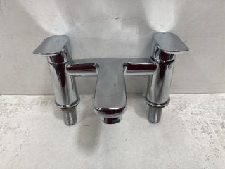 DECK MOUNTED BATH FILLER IN CHROME - RRP £295: LOCATION - R1