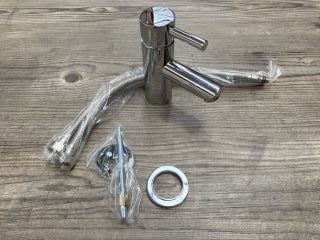 MONO BASIN MIXER TAP IN CHROME - RRP £195: LOCATION - R2