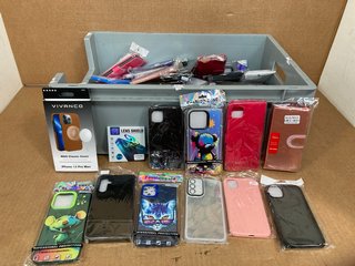 QTY OF ASSORTED PHONE CASES TO INCLUDE FASHION CASE FOR IPHONE 11: LOCATION - WA3