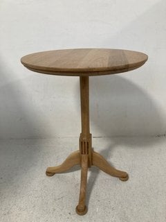 JOHN LEWIS & PARTNERS CLEMENCE PEDESTAL SIDE TABLE IN OAK - RRP £179: LOCATION - A9