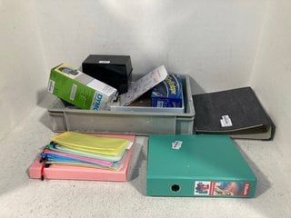 QTY OF ASSORTED STATIONERY/OFFICE ITEMS TO INCLUDE DYMO LETRATAG 100H LABEL MAKER: LOCATION - A13