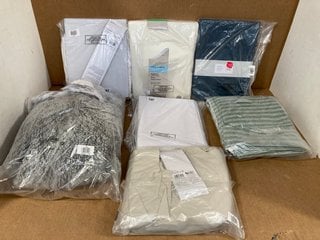 7 X JOHN LEWIS & PARTNERS BEDDING ITEMS TO INCLUDE CRISP & FRESH EGYPTIAN COTTON KINGSIZE DEEP FITTED SHEET IN CREAM: LOCATION - A5