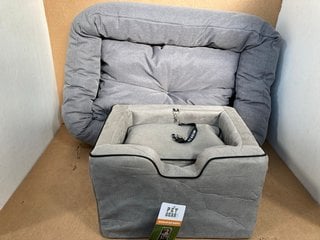 DANISH DESIGNS LARGE ANTIBACTERIAL SNUGGLE PET BED IN GREY TO ALSO INCLUDE PET GEAR CAR BOOSTER SEAT IN GREY: LOCATION - A3